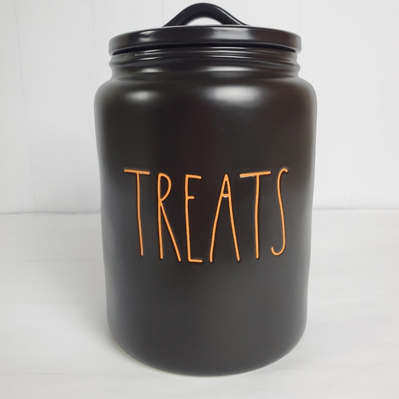 Rae Dunn Other - Rae Dunn 2020 Treats Halloween Canister